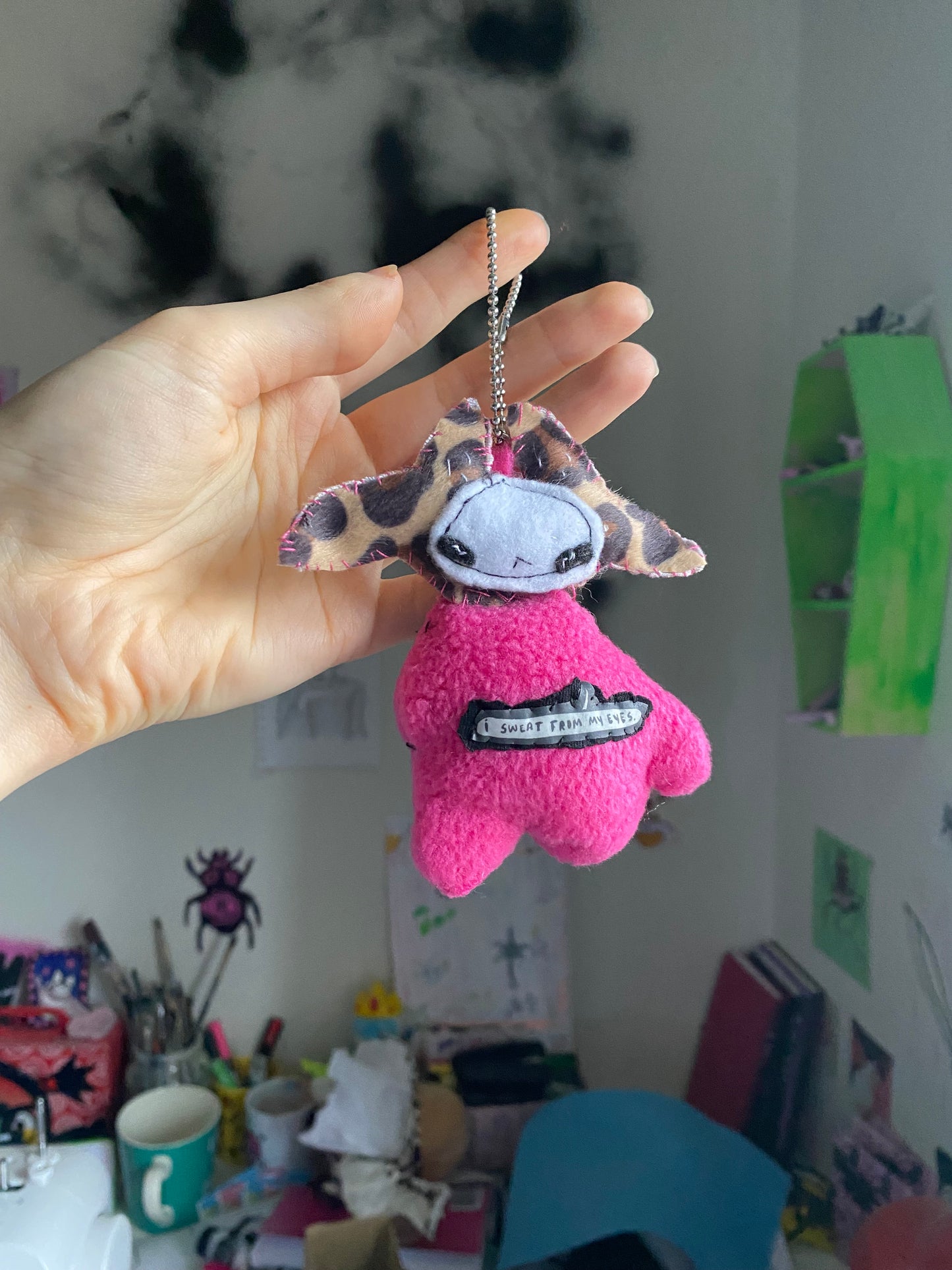 Odd Numa Creature keychain+necklace