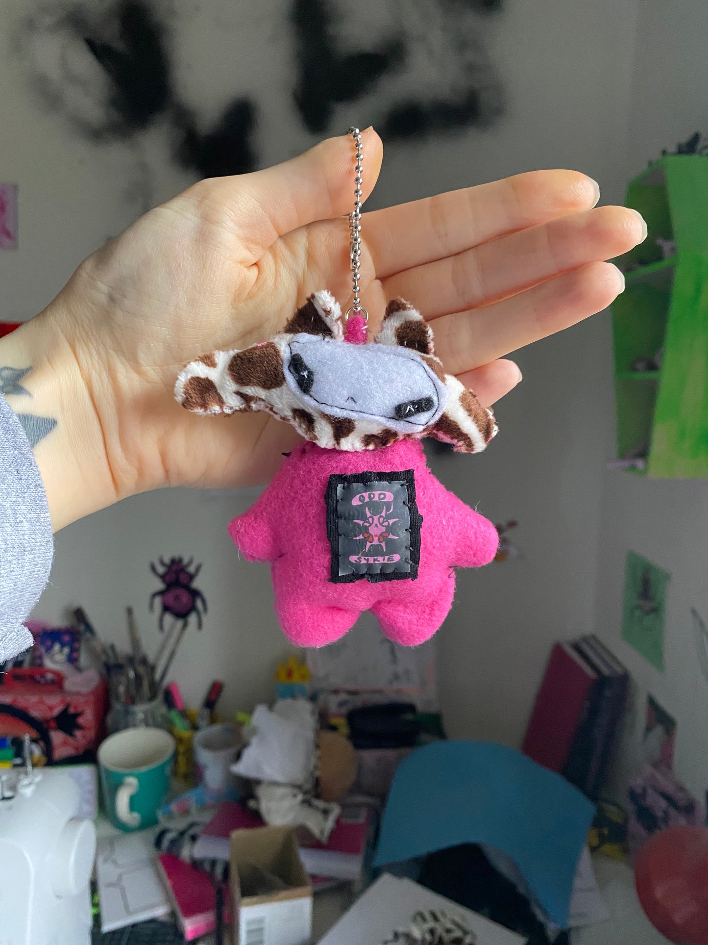 Odd Numa Creature keychain+necklace